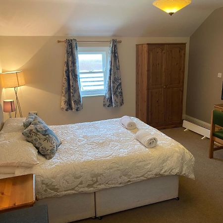The Duke Of Edinburgh Inn Newgale Kültér fotó